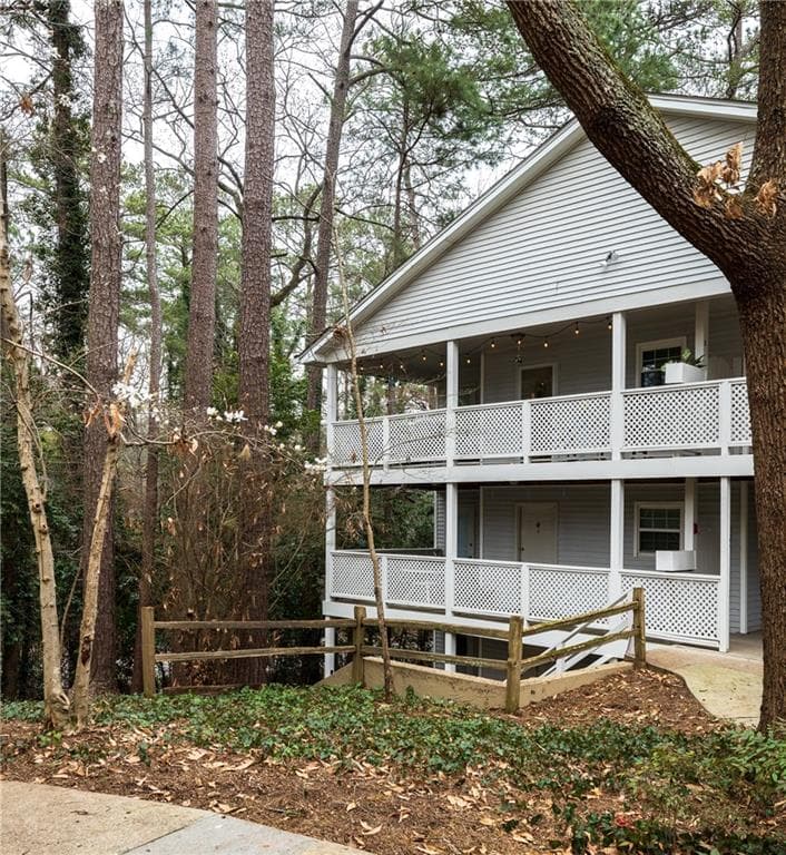 2 bedroom, 2 bathroom, 1,060 sq ft condominium sold at 6800 Glenridge Drive 6820E, Atlanta, GA 30328