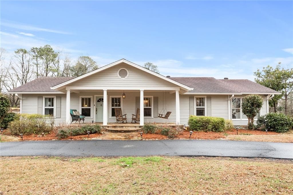 4 bedroom, 2 bathroom single family residence sold at 3943 N Cooper Lake Road, Smyrna, GA 30082