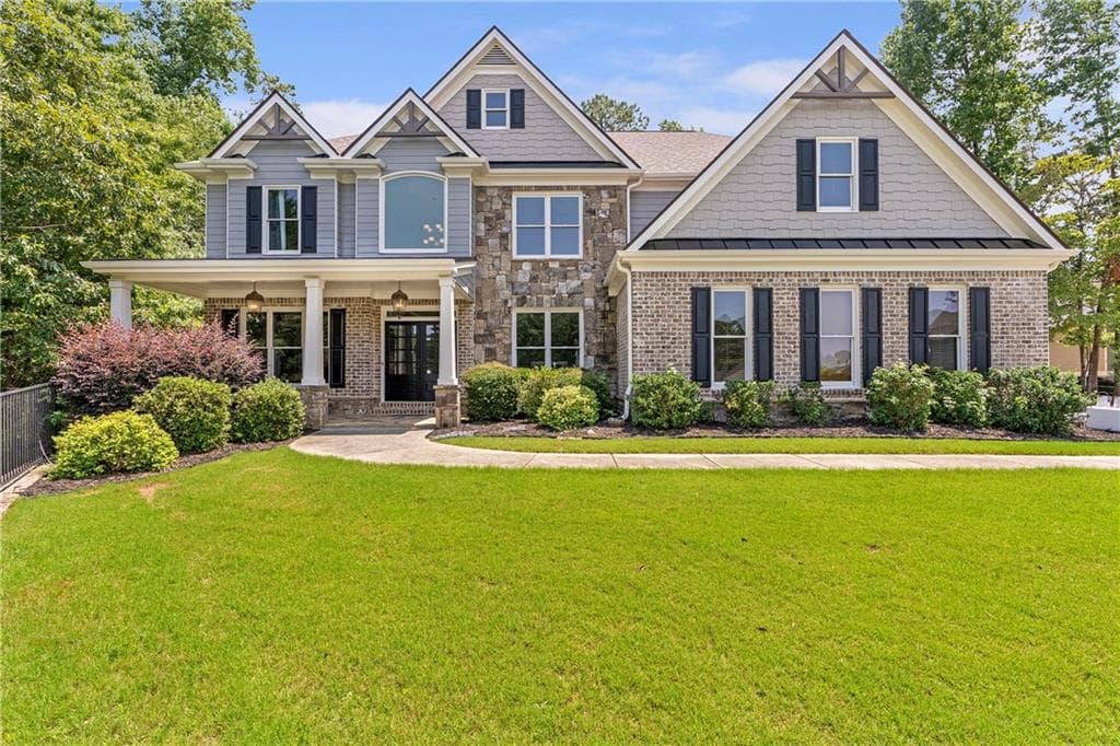 5 bedroom, 5 bathroom, 5,536 sq ft single family residence sold at 3610 Lively Oak Drive, Jefferson, GA 30549