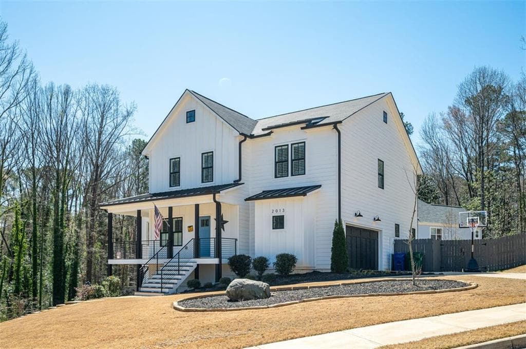 5 bedroom, 4 bathroom, 3,733 sq ft single family residence sold at 2013 River Birch Lane, Atlanta, GA 30316