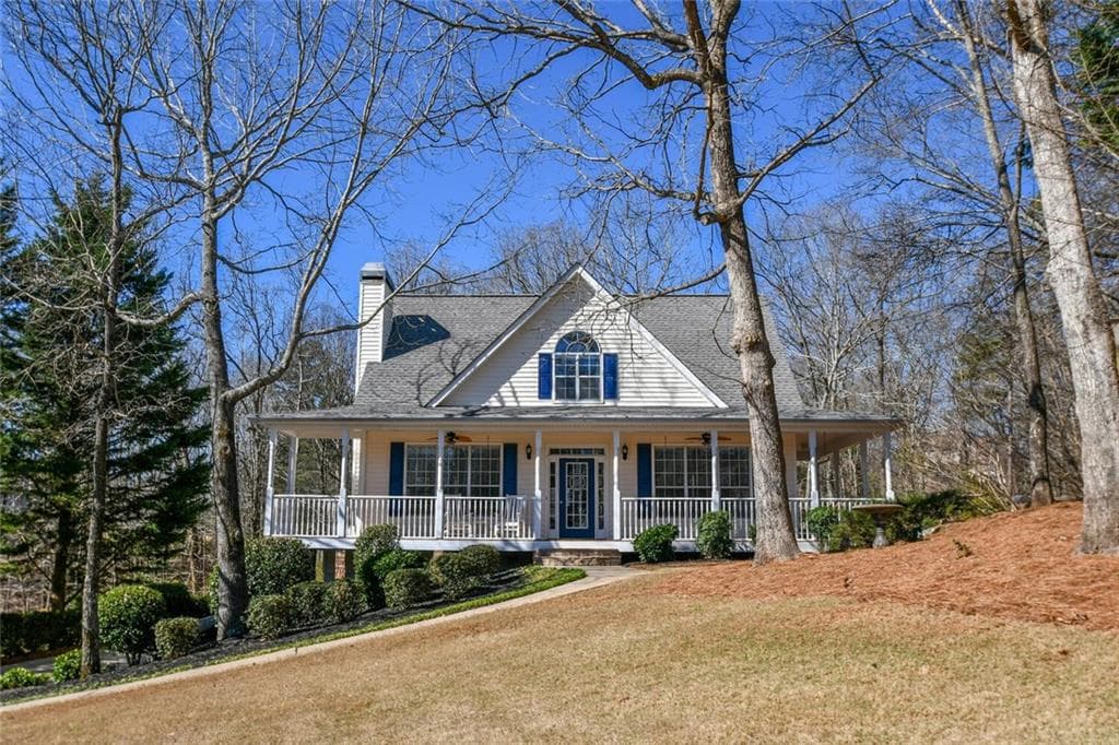 3 bedroom, 3 bathroom, 2,492 sq ft single family residence sold at 7550 Timberline Overlook, Cumming, GA 30041