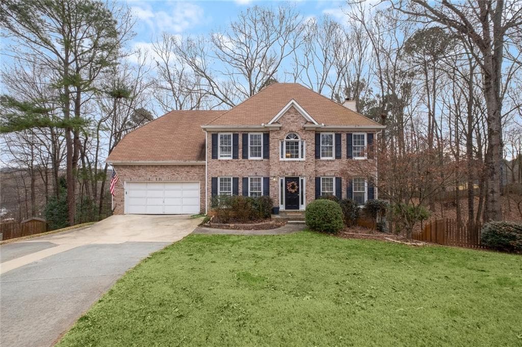4 bedroom, 3 bathroom, 2,444 sq ft single family residence sold at 3020 Summer Point Drive, Woodstock, GA 30189