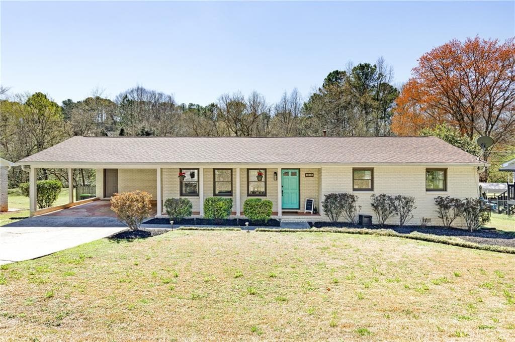 3 bedroom, 2 bathroom, 1,436 sq ft single family residence sold at 3232 Foxwood Trail, Smyrna, GA 30082