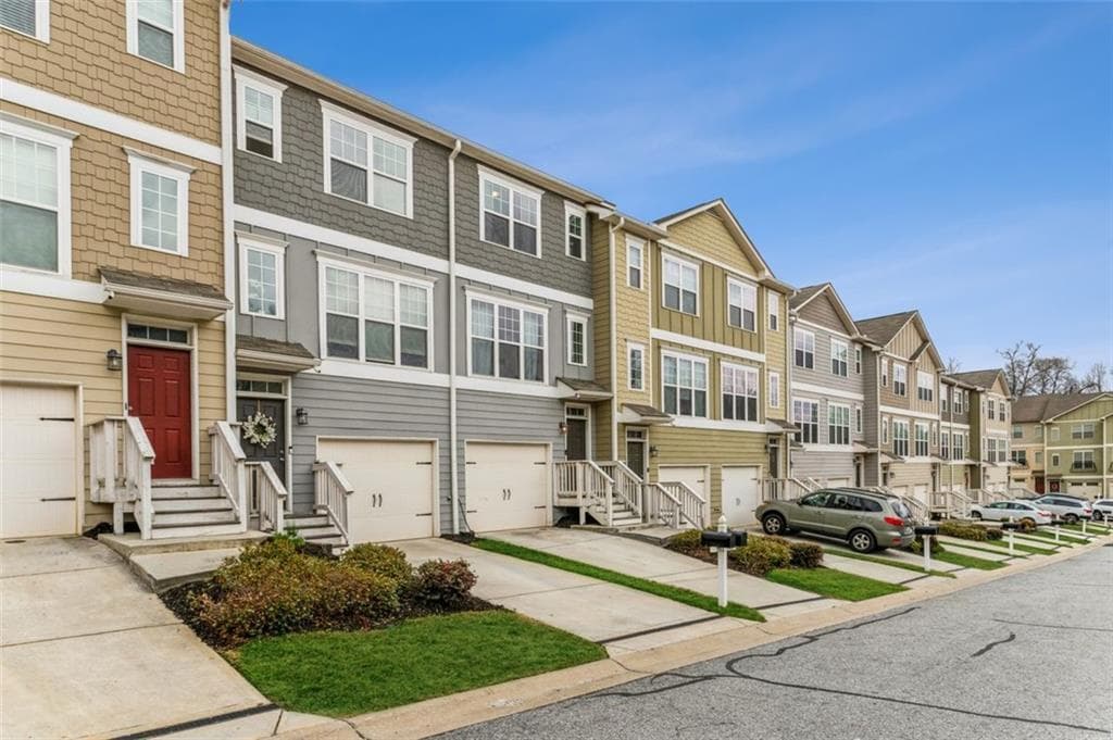 3 bedroom, 4 bathroom, 1,478 sq ft townhouse sold at 1732 LIBERTY Parkway, Atlanta, GA 30318