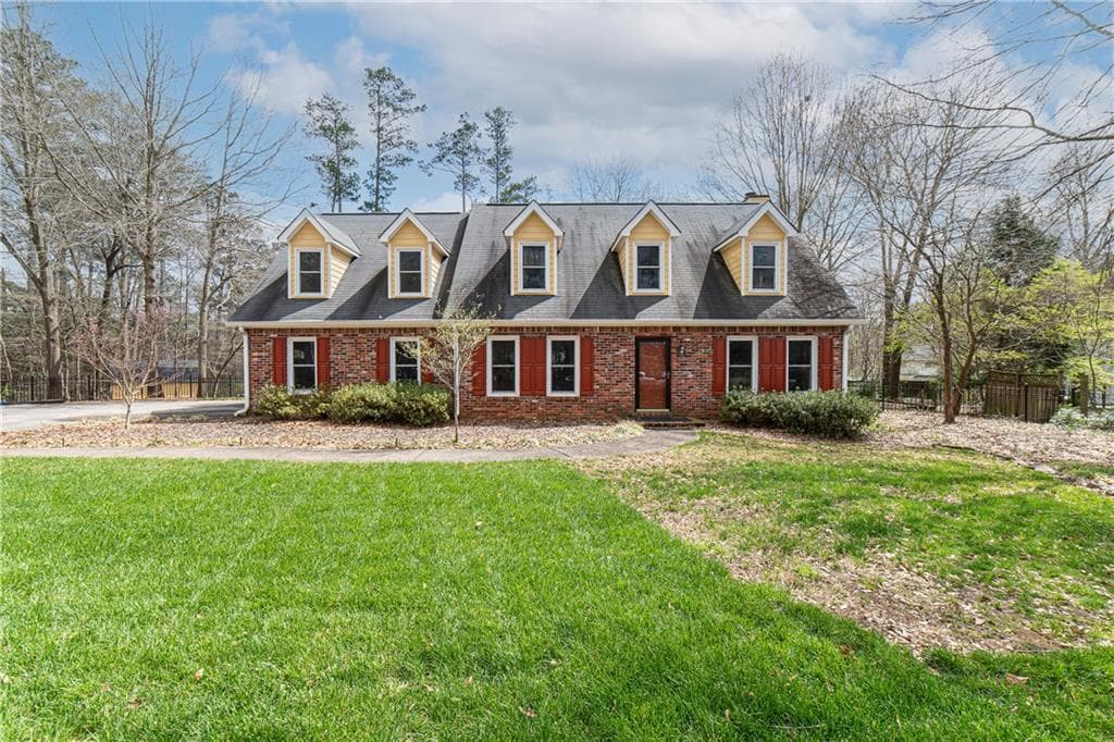 3 bedroom, 3 bathroom, 1,988 sq ft single family residence sold at 314 Devon Court, Woodstock, GA 30188