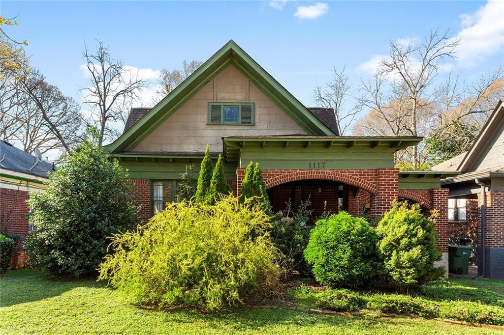4 bedroom, 2 bathroom, 1,989 sq ft single family residence sold at 1117 Glenwood Avenue, Atlanta, GA 30316