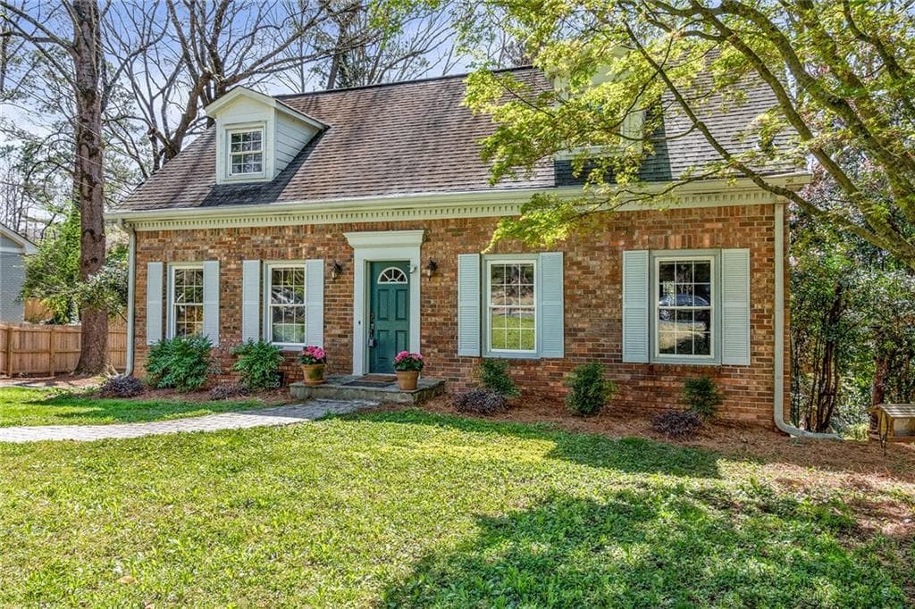 3 bedroom, 3 bathroom, 2,115 sq ft single family residence sold at 1715 Fernleaf Circle, Atlanta, GA 30318