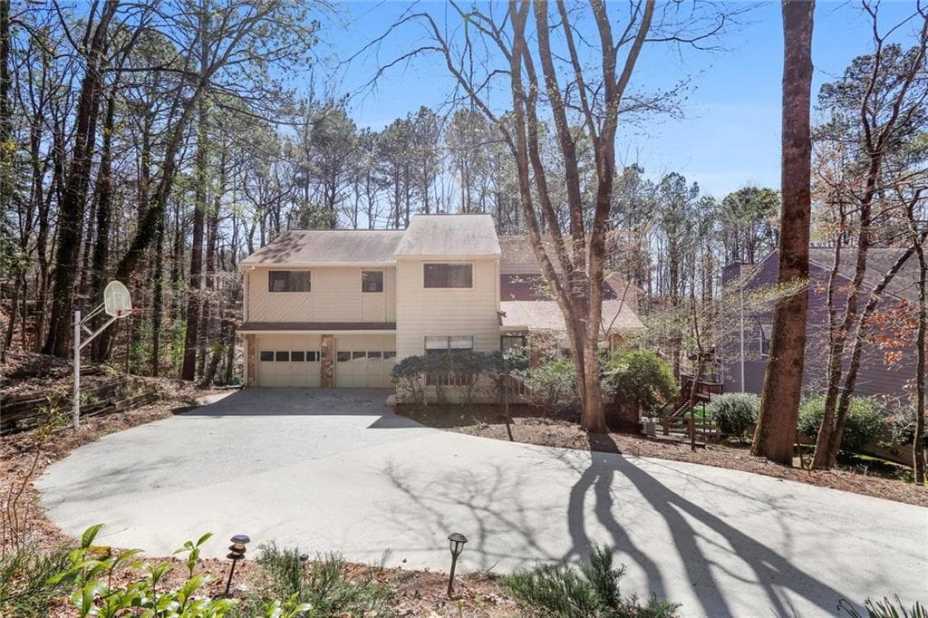 4 bedroom, 3 bathroom, 2,733 sq ft single family residence sold at 2275 Six Branches Drive, Roswell, GA 30076