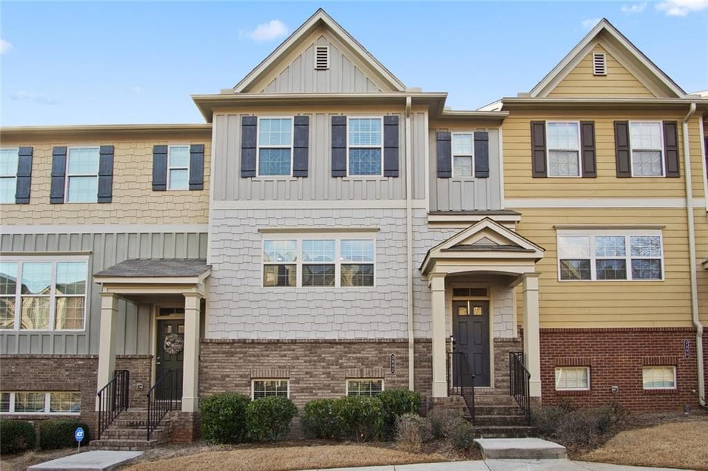 4 bedroom, 4 bathroom, 2,372 sq ft townhouse sold at 3892 High Dove Way, Smyrna, GA 30082