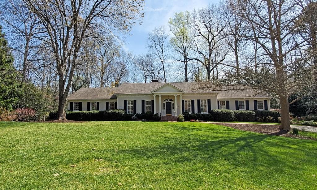 4 bedroom, 5 bathroom, 3,760 sq ft single family residence sold at 968 Foxcroft Road, Atlanta, GA 30327
