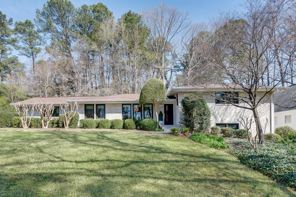 4 bedroom, 3 bathroom, 2,890 sq ft single family residence sold at 2770 Parkview Drive, Atlanta, GA 30345