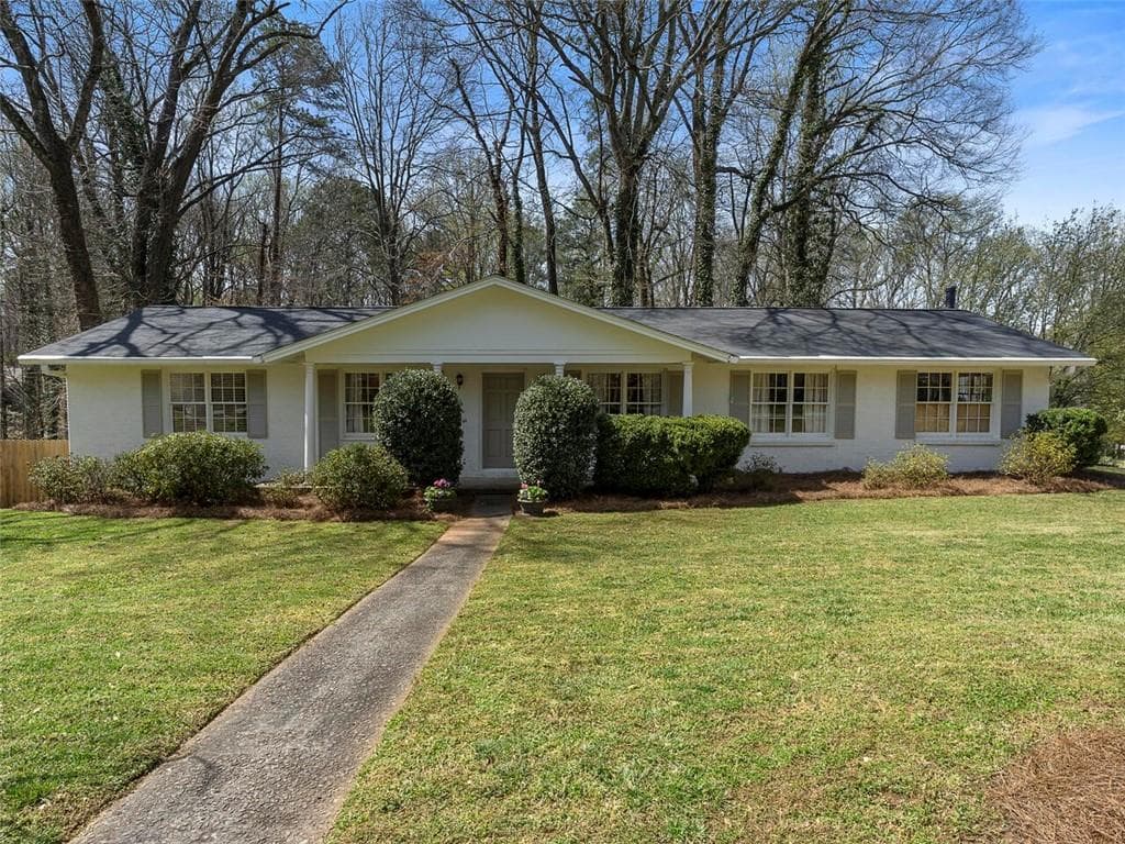 3 bedroom, 2 bathroom, 2,276 sq ft single family residence sold at 1758 Creat Trail, Smyrna, GA 30080