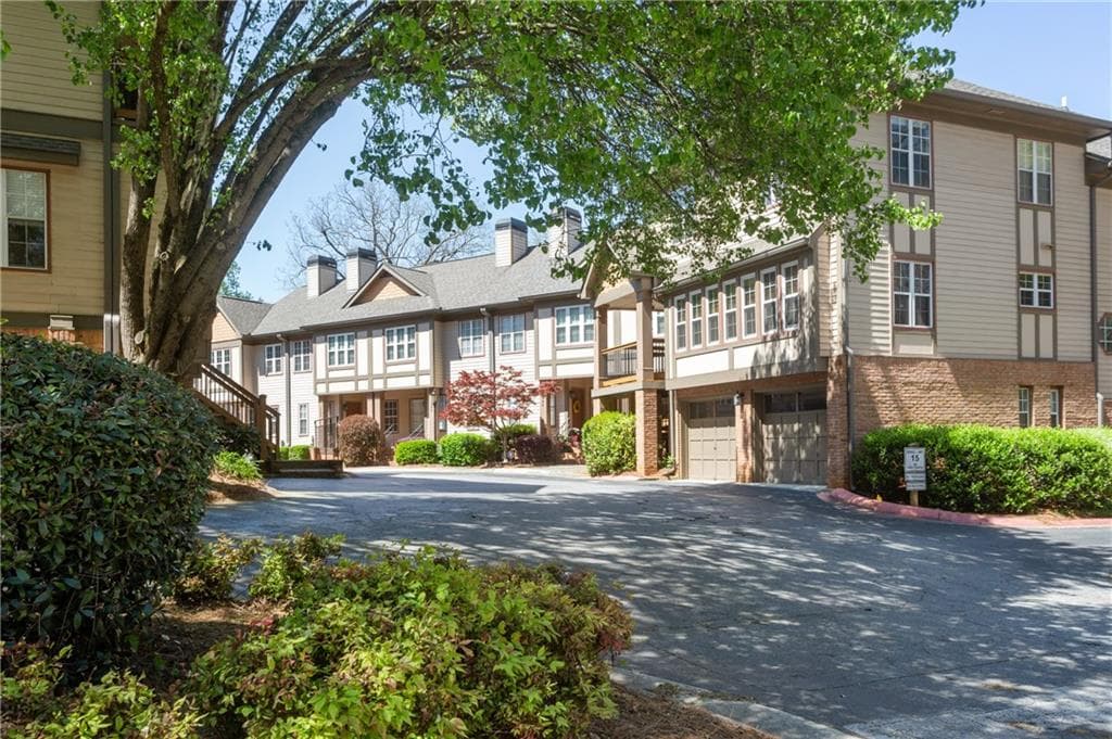 2 bedroom, 3 bathroom, 1,264 sq ft townhouse sold at 1314 Stillwood Chase, Atlanta, GA 30306