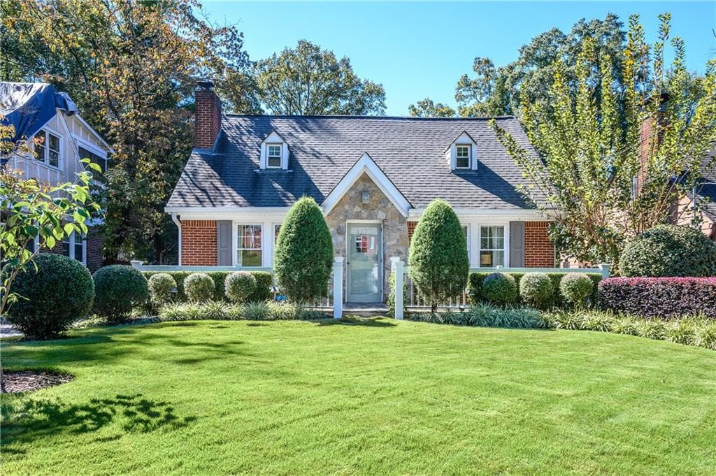 3 bedroom, 2 bathroom, 1,641 sq ft single family residence sold at 427 S Columbia Drive, Decatur, GA 30030
