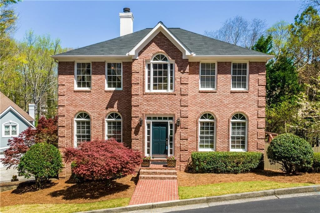 4 bedroom, 4 bathroom, 3,312 sq ft single family residence sold at 1231 Wildcliff Circle, Atlanta, GA 30329