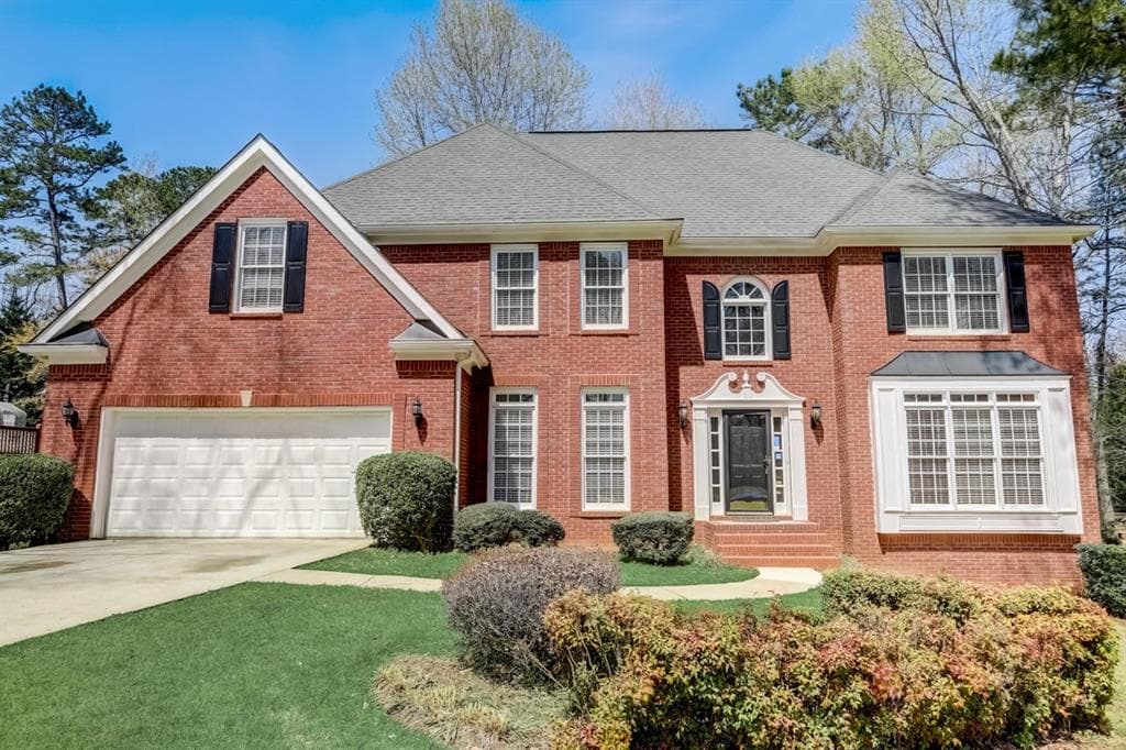 5 bedroom, 4 bathroom, 3,415 sq ft single family residence sold at 3833 Hillsborough Court, Snellville, GA 30039