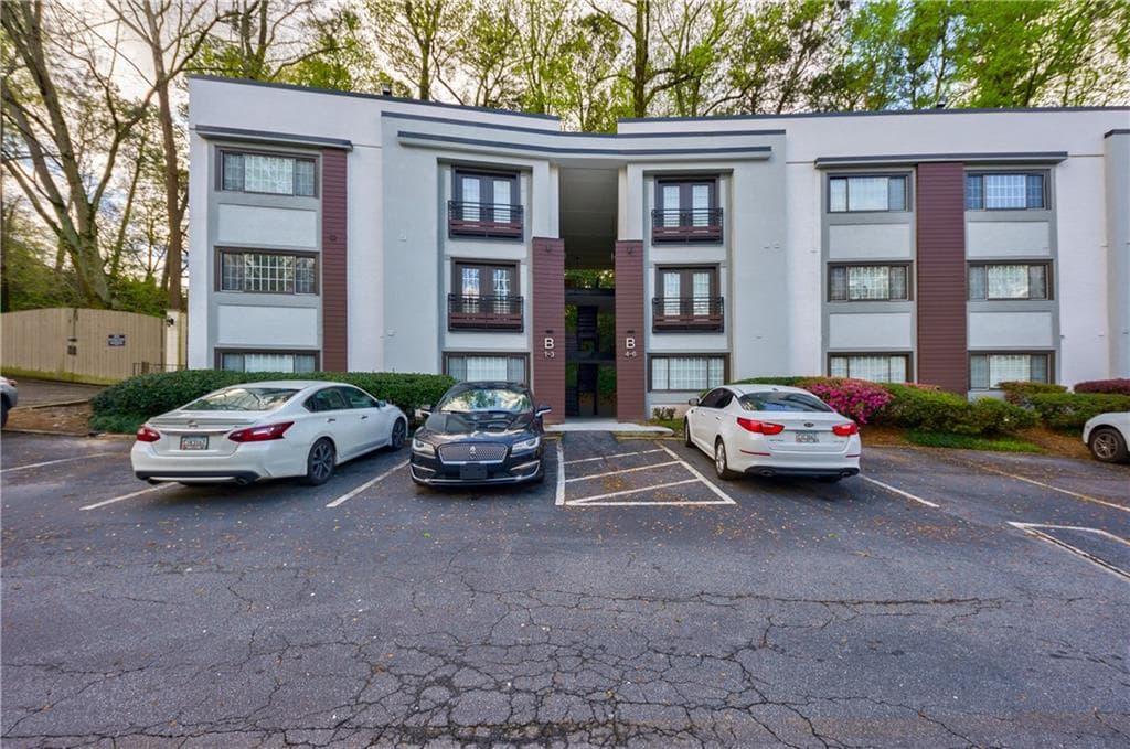 2 bedroom, 2 bathroom, 1,060 sq ft condominium sold at 1445 MONROE Drive B3, Atlanta, GA 30324