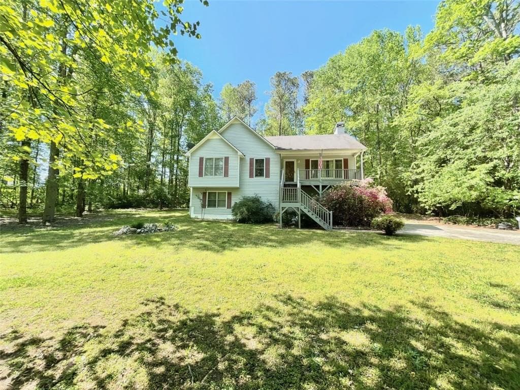 5 bedroom, 3 bathroom single family residence sold at 10 Misty Ridge Pt, Hiram, GA 30141