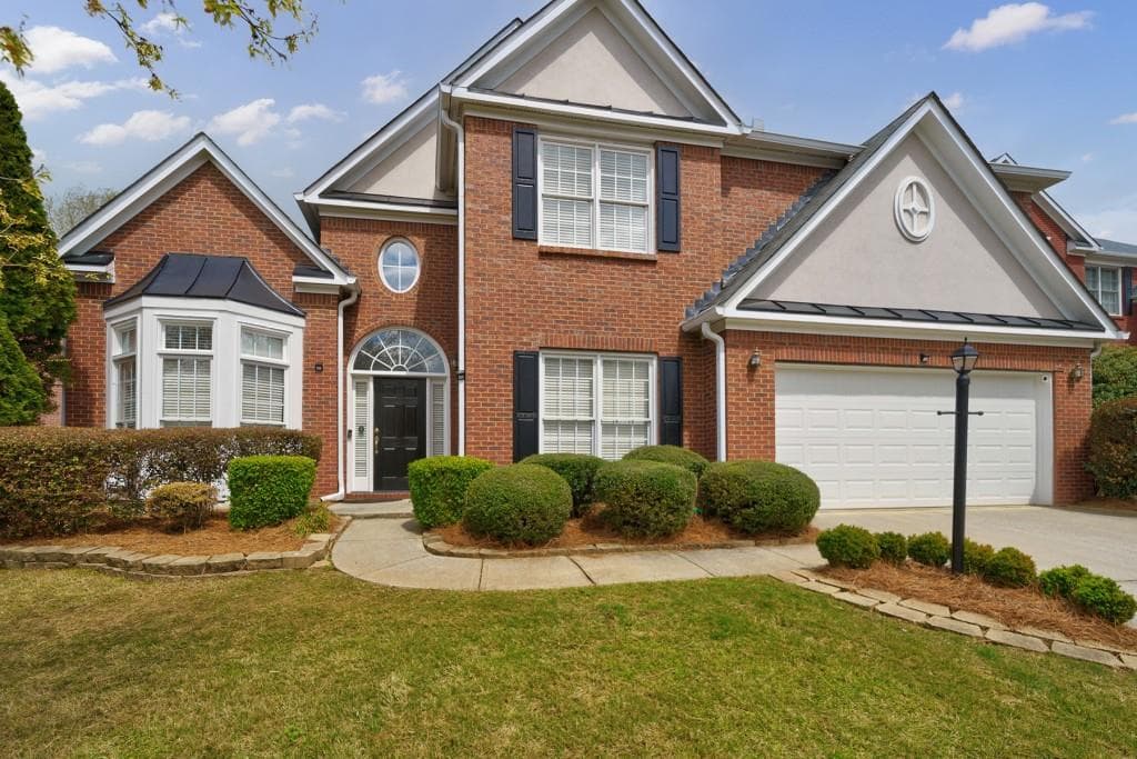 4 bedroom, 3 bathroom, 2,856 sq ft single family residence sold at 1641 Omara Lane, Smyrna, GA 30082