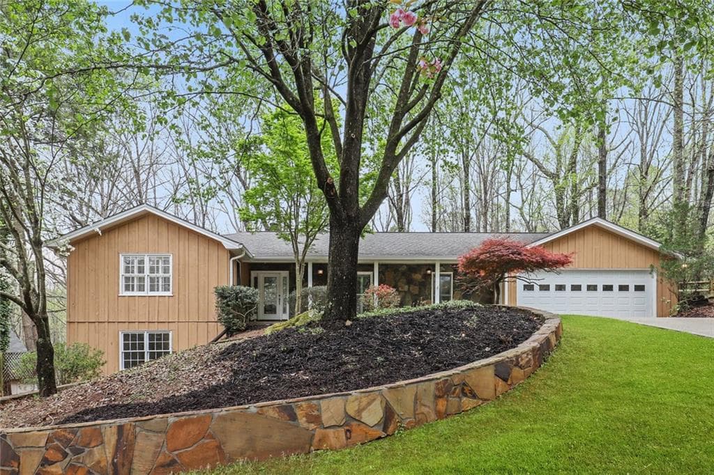 4 bedroom, 3 bathroom, 3,888 sq ft single family residence sold at 320 Clear Creek Court, Roswell, GA 30076