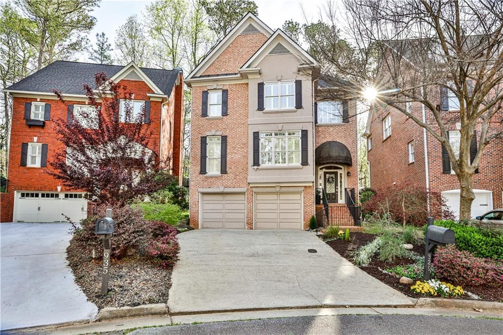 925 Roberts Landing Cove, Sandy Springs, GA 30350 — most recent listing photo