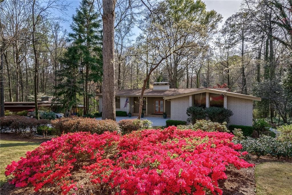 2024 Castleway Drive, Atlanta, GA 30345 — most recent listing photo