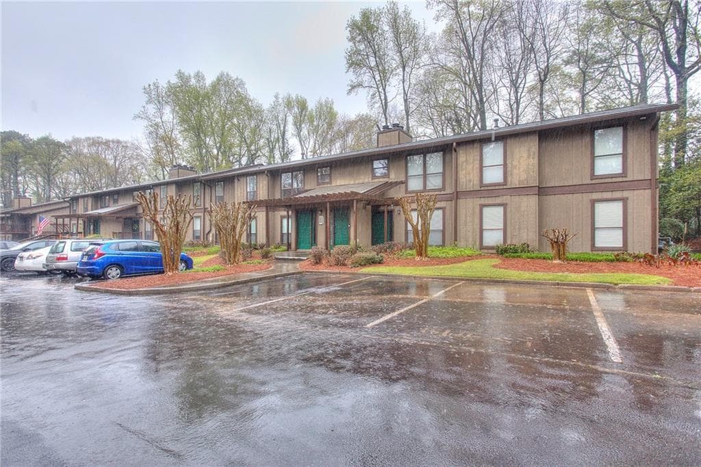 3912 Cedar Circle, Tucker, GA 30084 — most recent listing photo