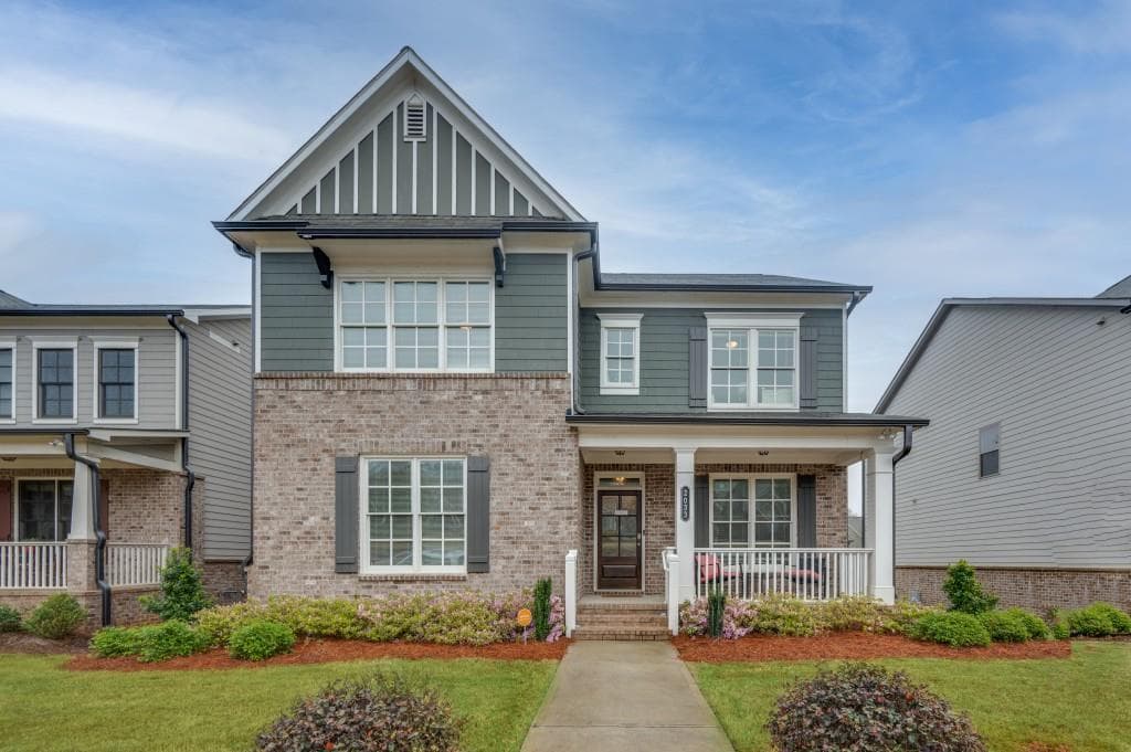 5 bedroom, 4 bathroom, 4,272 sq ft single family residence sold at 2033 White Cypress Court, Smyrna, GA 30080