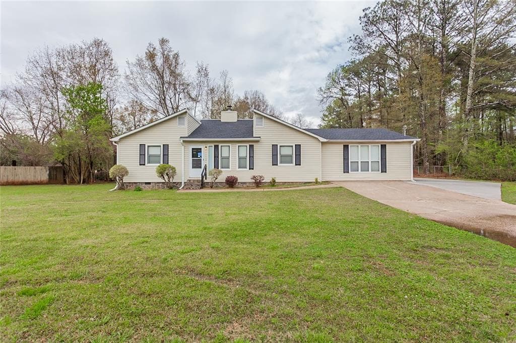 3 bedroom, 2 bathroom, 1,711 sq ft single family residence sold at 6216 Central Church Road, Douglasville, GA 30135