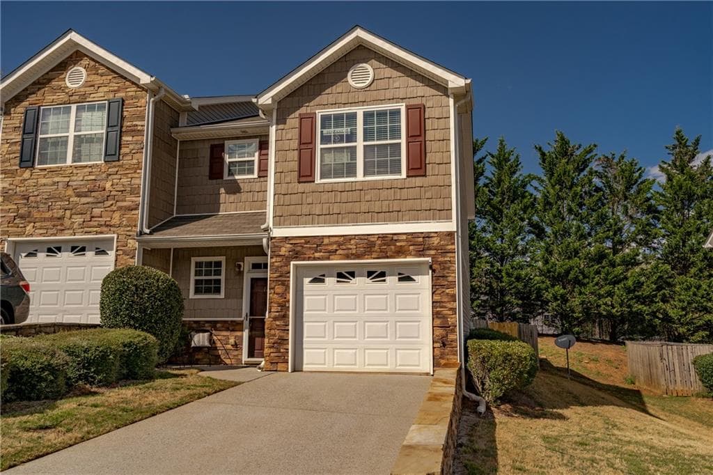 3 bedroom, 3 bathroom, 1,585 sq ft townhouse sold at 127 Linton Drive, Acworth, GA 30102