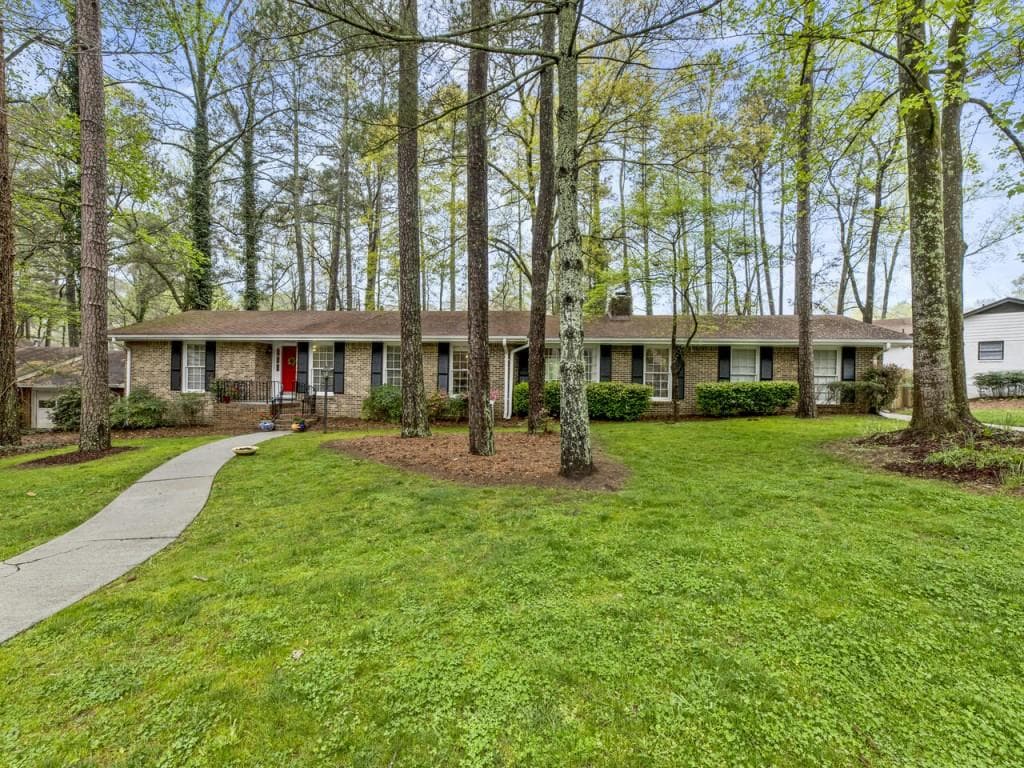2468 Riverglenn Circle, Dunwoody, GA 30338 — most recent listing photo