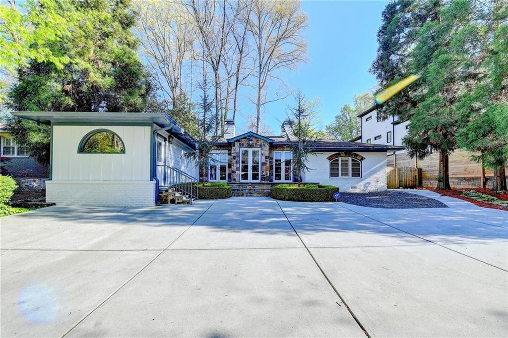 3 bedroom, 3 bathroom, 2,224 sq ft single family residence sold at 1227 Sheridan Road, Atlanta, GA 30324
