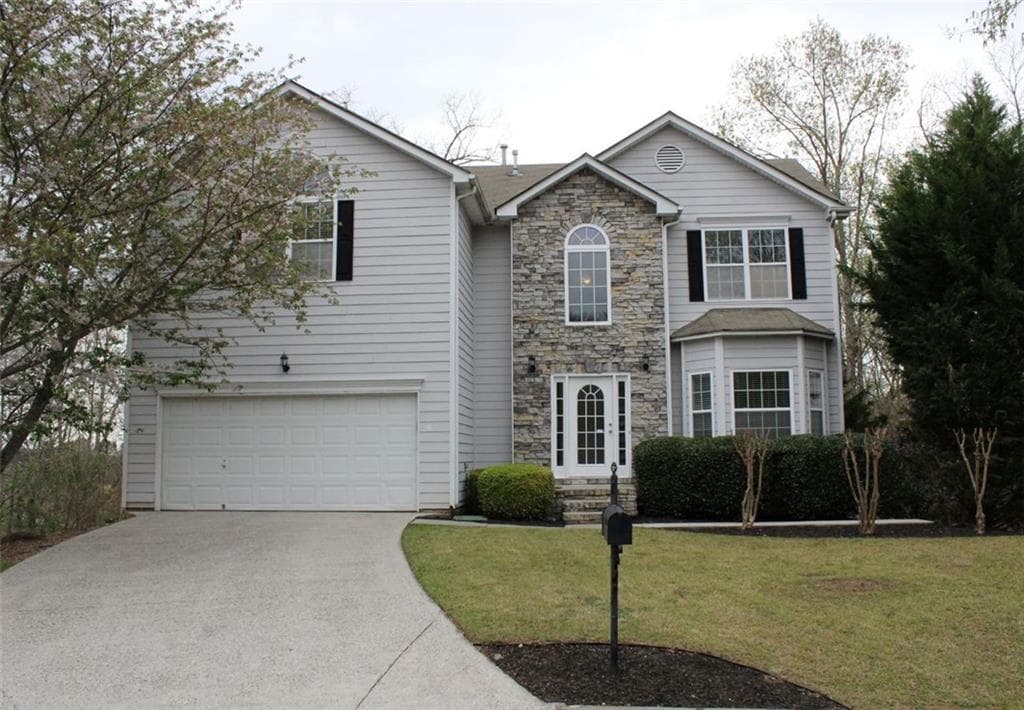 950 TREE TOP Drive, Suwanee, GA 30024 — most recent listing photo