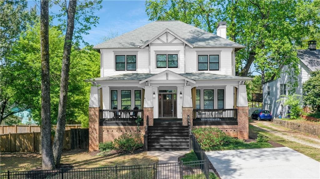 3 bedroom, 3 bathroom, 2,402 sq ft single family residence sold at 1081 Gilbert Street, Atlanta, GA 30316