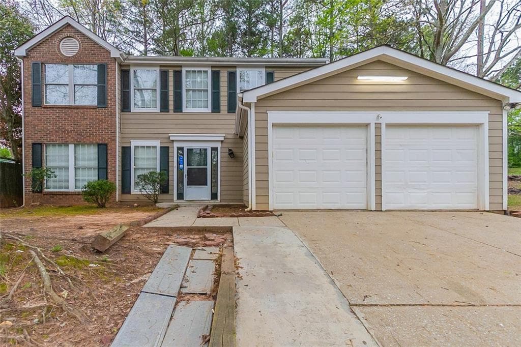 4 bedroom, 3 bathroom, 2,214 sq ft single family residence sold at 3921 E Meadow Drive, Duluth, GA 30096