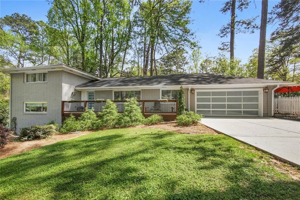 4 bedroom, 3 bathroom, 2,375 sq ft single family residence sold at 3343 Briarcliff Road, Atlanta, GA 30345