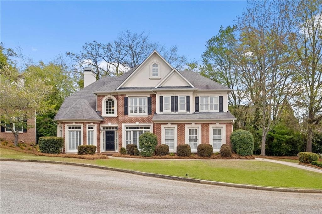 5 bedroom, 4 bathroom, 3,520 sq ft single family residence sold at 3350 Fieldwood Drive, Smyrna, GA 30080