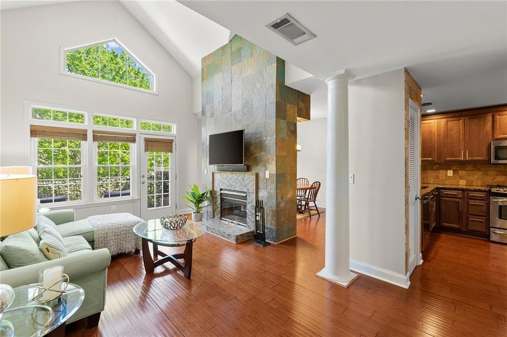 220 Renaissance Parkway 2314, Atlanta, GA 30308 — most recent listing photo