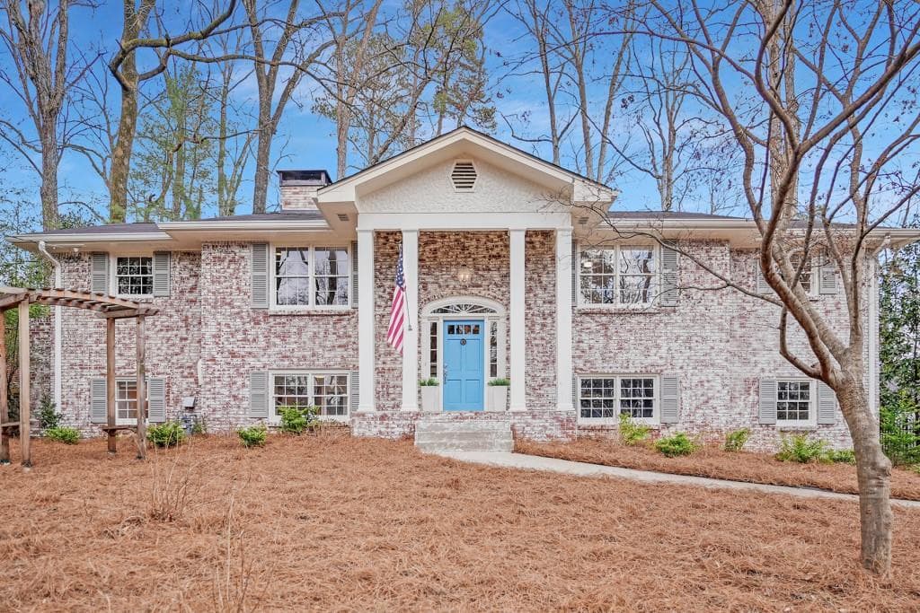 3 bedroom, 4 bathroom, 1,932 sq ft single family residence sold at 3911 Ivy Road, Atlanta, GA 30342