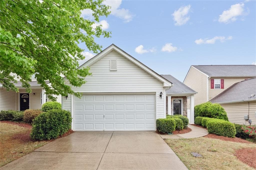 2 bedroom, 2 bathroom, 1,015 sq ft single family residence sold at 67 Arrowhead Drive, Dallas, GA 30132