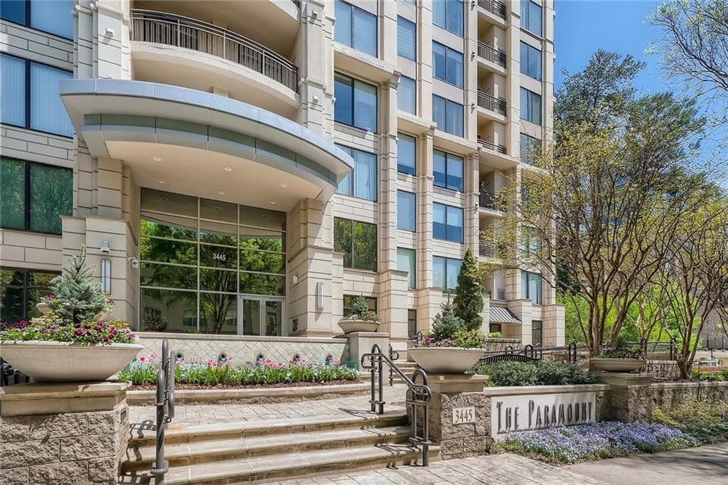 2 bedroom, 2 bathroom, 1,363 sq ft condominium sold at 3445 Stratford Road 1104, Atlanta, GA 30326