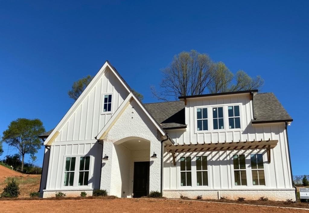 4 bedroom, 4 bathroom, 3,022 sq ft single family residence sold at 7985 Beryl Overlook, Gainesville, GA 30506