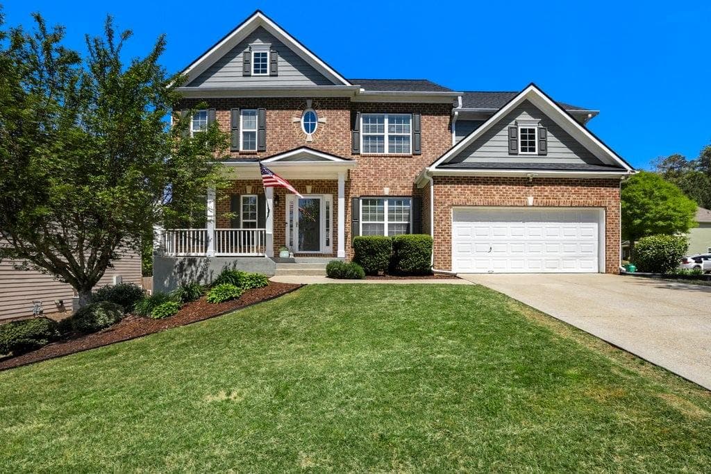 4 bedroom, 3 bathroom, 2,741 sq ft single family residence sold at 200 Sawtooth Court, Canton, GA 30114
