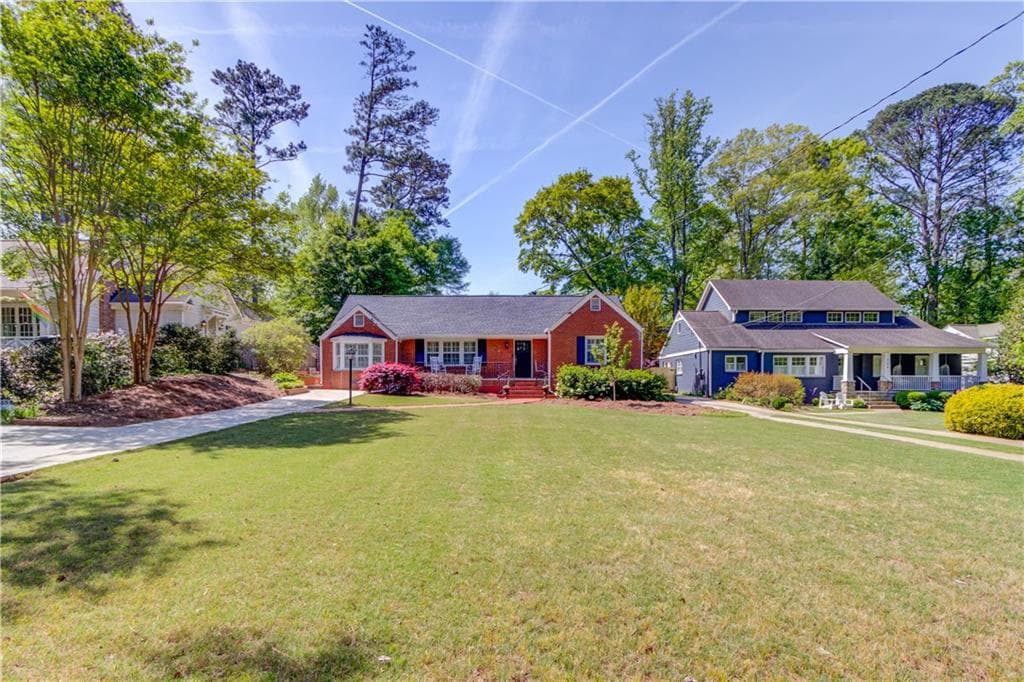 4 bedroom, 3 bathroom, 2,390 sq ft single family residence sold at 260 MOUNT VERNON Drive, Decatur, GA 30030
