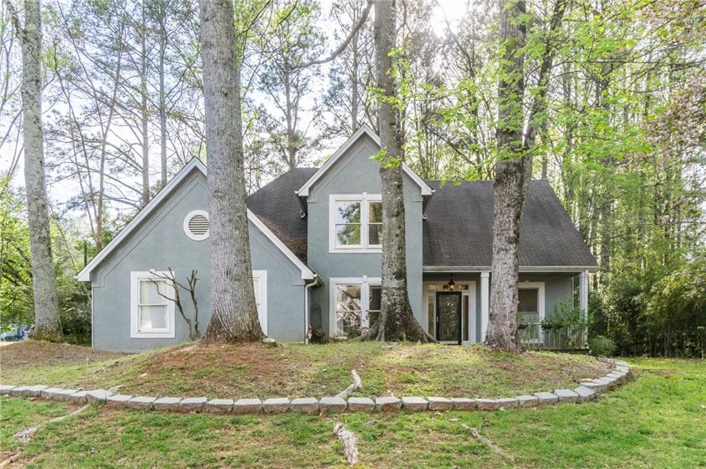 4 bedroom, 3 bathroom, 2,319 sq ft single family residence sold at 647 Wedgewood Drive, Woodstock, GA 30189