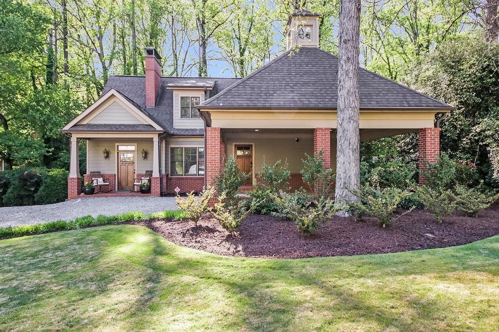 4 bedroom, 3 bathroom, 2,605 sq ft single family residence sold at 3390 Lee Street, Smyrna, GA 30080