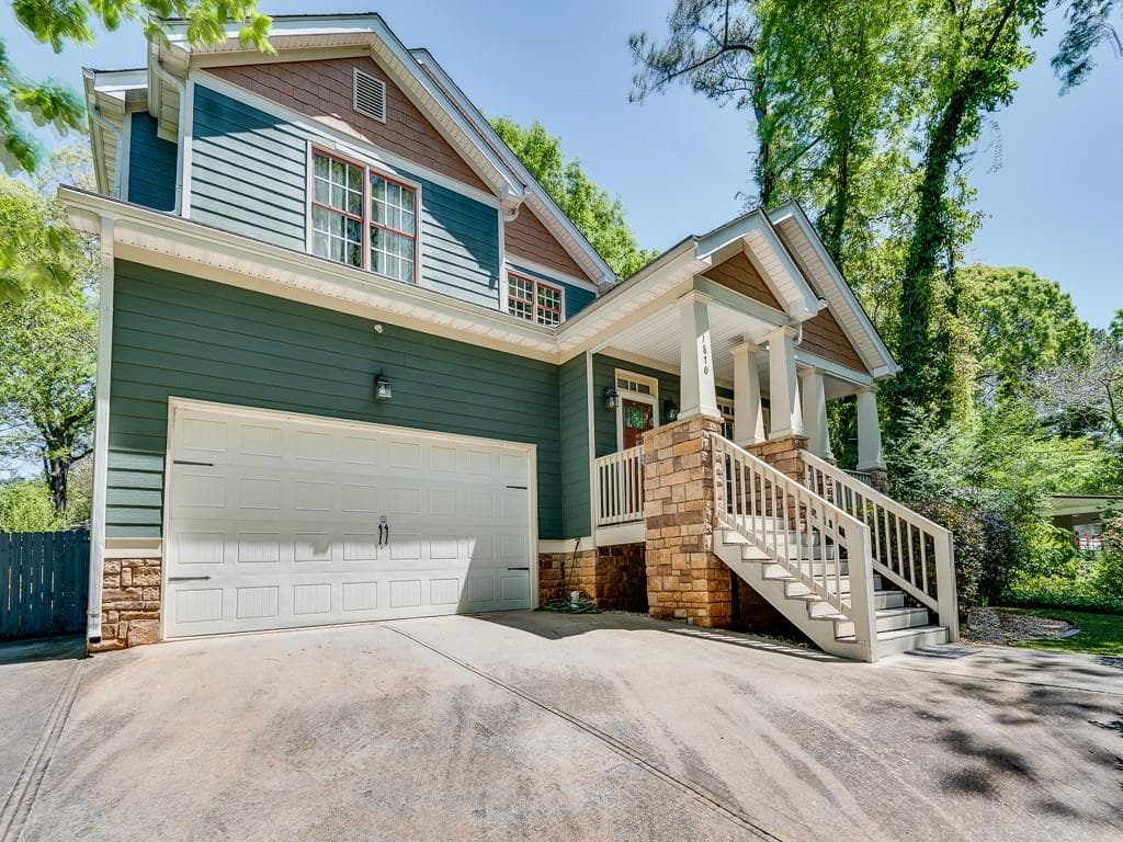 4 bedroom, 3 bathroom, 2,476 sq ft single family residence sold at 1870 Brannen Road, Atlanta, GA 30316
