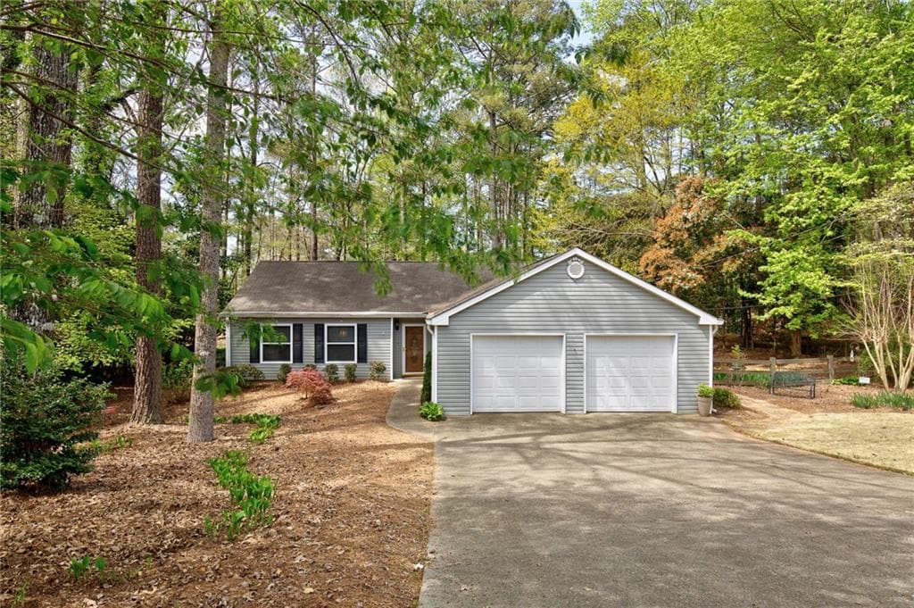 3 bedroom, 2 bathroom, 1,728 sq ft single family residence sold at 1805 River Rock Trail, Woodstock, GA 30188