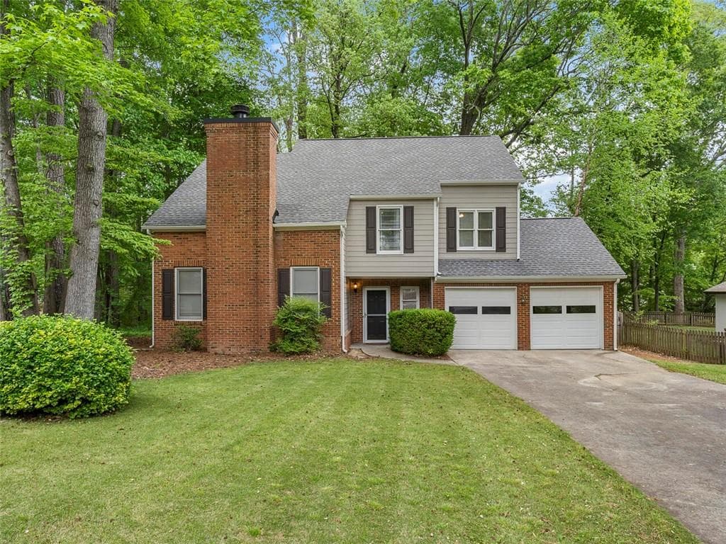 3 bedroom, 3 bathroom, 1,732 sq ft single family residence sold at 1211 N Creek Court, Alpharetta, GA 30009