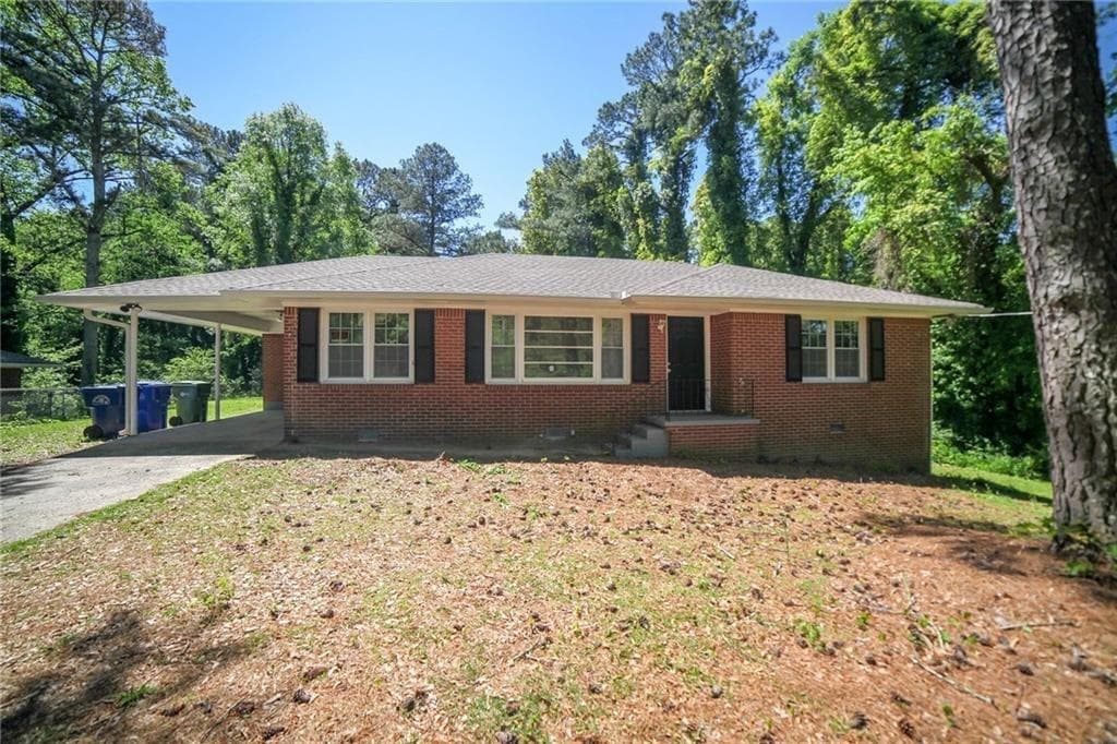 3 bedroom, 2 bathroom, 1,249 sq ft single family residence sold at 4140 Campbellton Road, Atlanta, GA 30331